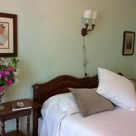 Corti Lakeview Bed & Breakfast Como