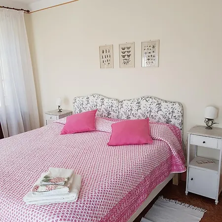 Corti Lakeview *