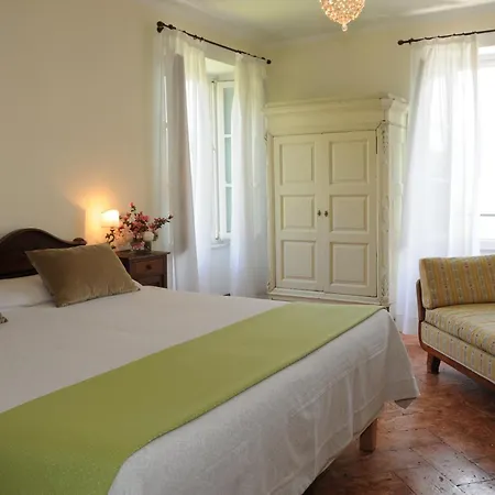 Corti Lakeview Bed & Breakfast Como