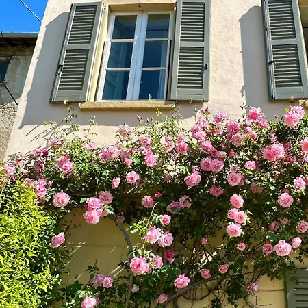 Corti Lakeview Bed & Breakfast Como