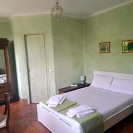 Corti Bed & Breakfast 3*