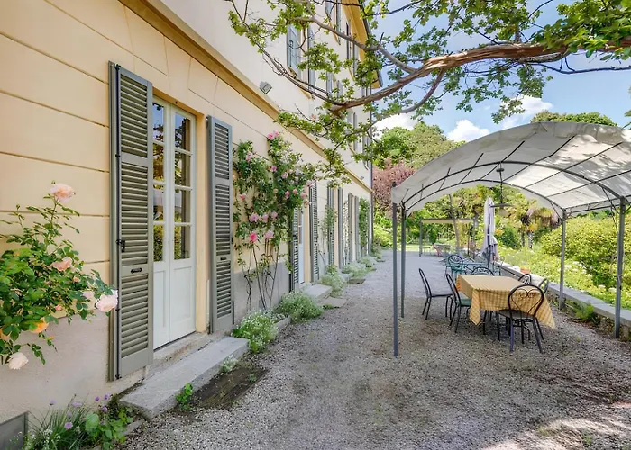 Corti Bed & Breakfast 3*
